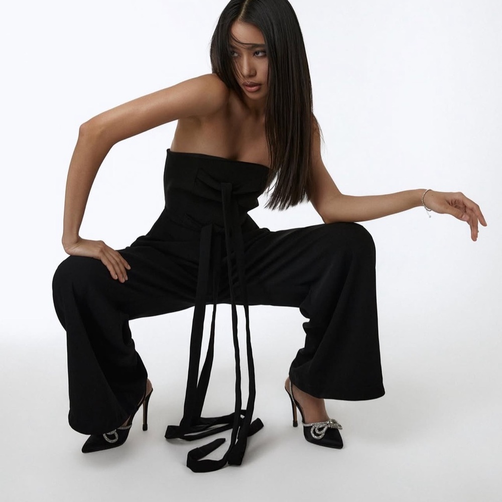Restate Resort black Jumpsuit - Picture 2 of 5